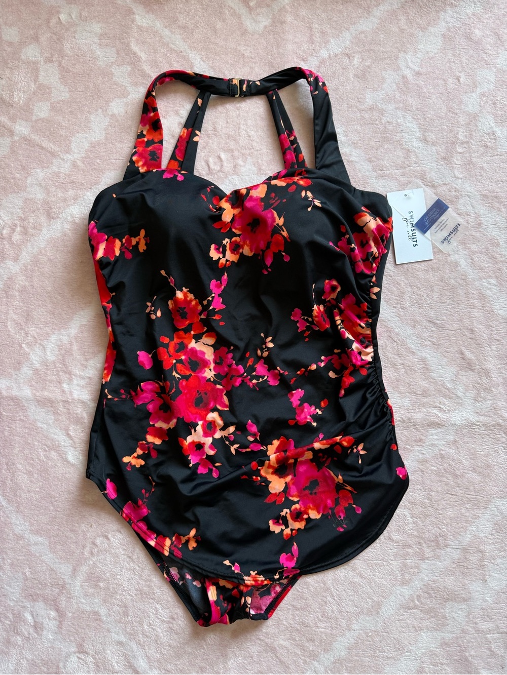 Swimsuits For All Tropical Black Floral One Piece Size 22 (fits like 20)